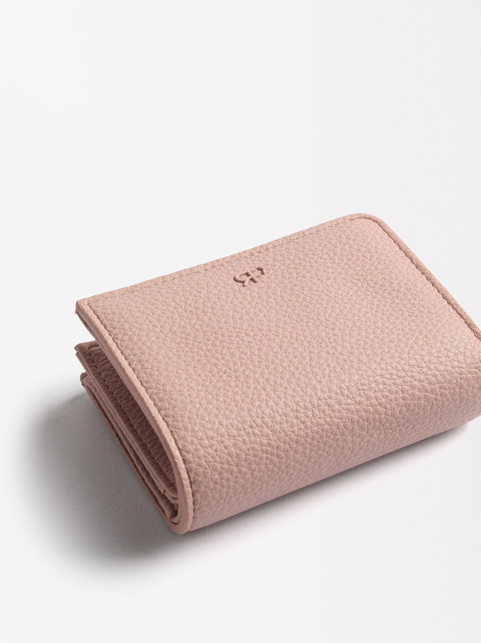 Textured wallet image number 1.0
