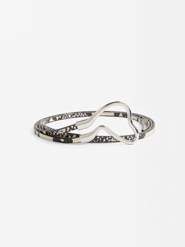 Thin printed belt with buckle