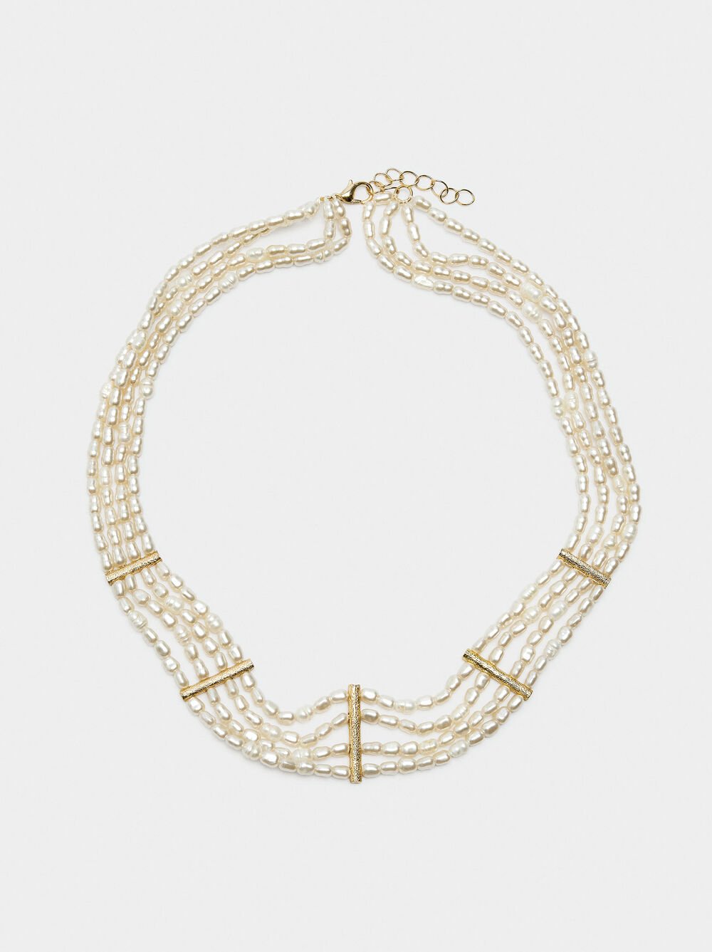 Short multi-collar with freshwater pearls