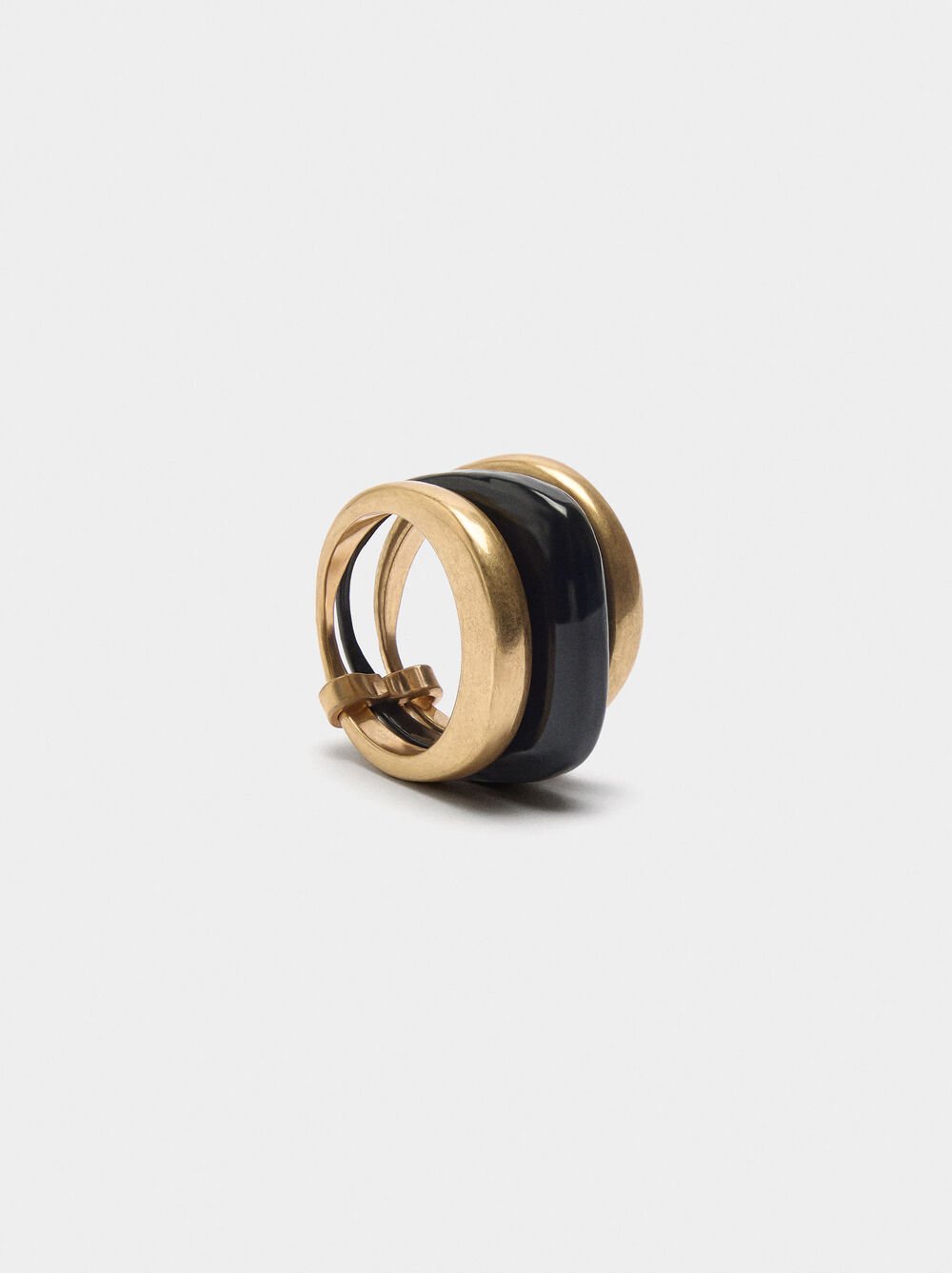 Plain triple ring