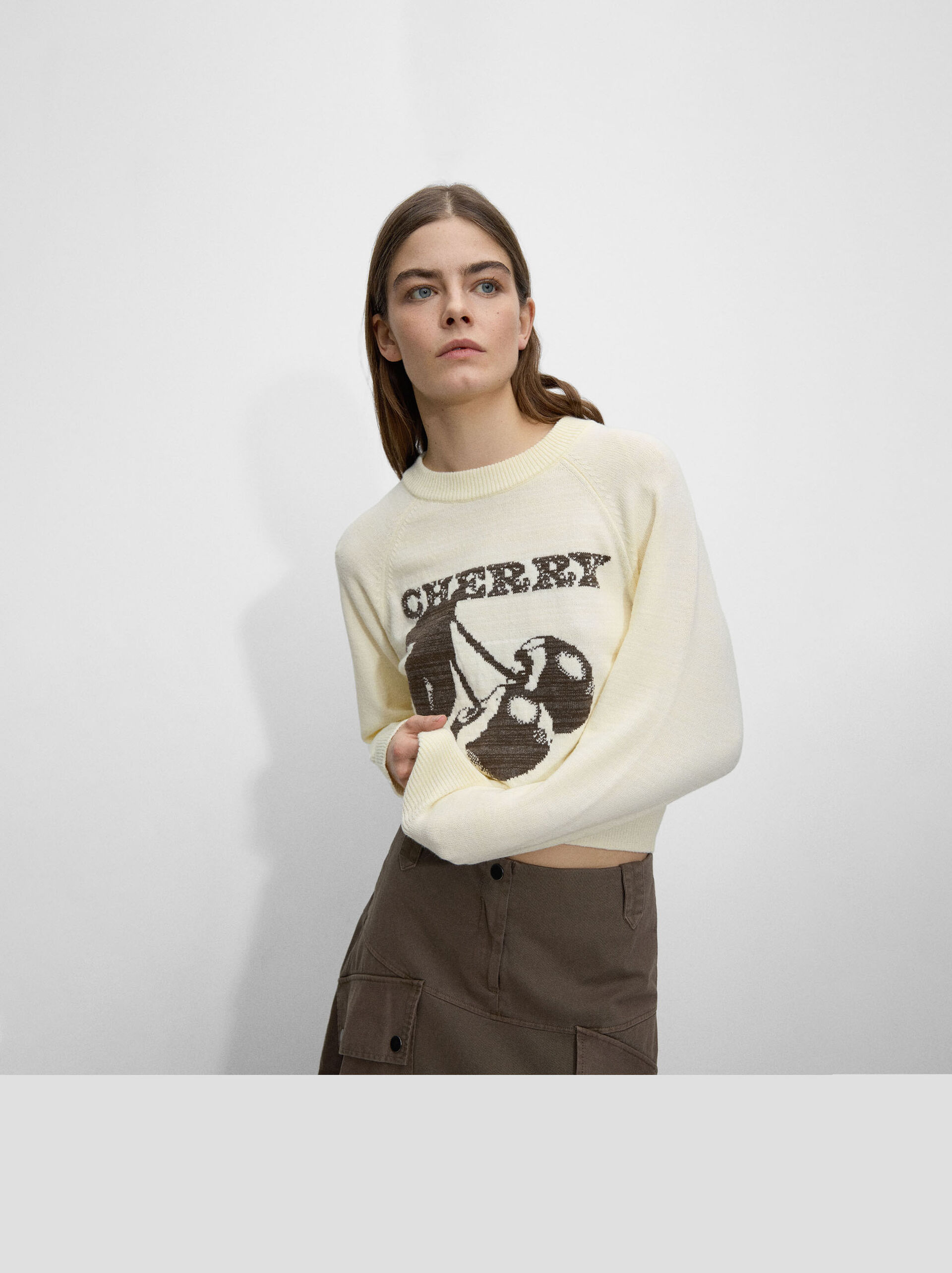 Jersey de punto jacquard cerezas image number 6.0