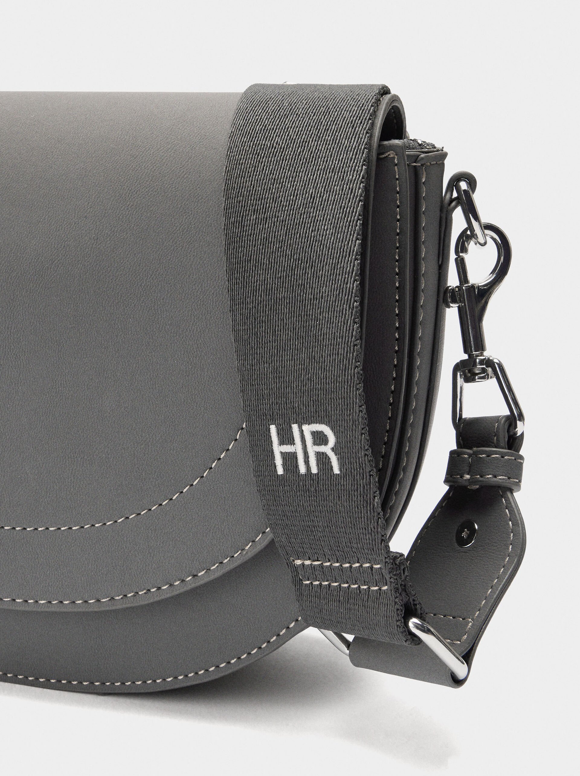 Ovalförmige Umhängetasche mit Klappe image number 2.0