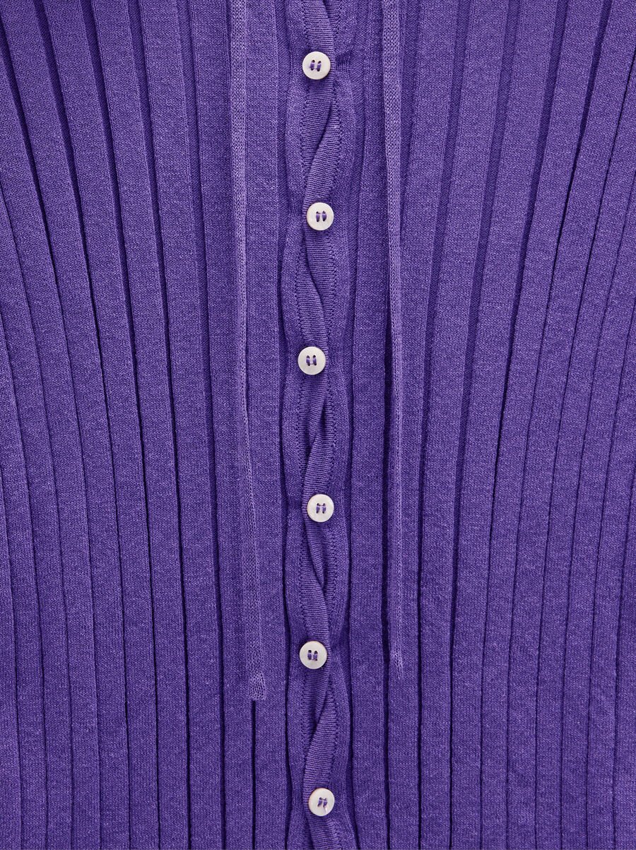 Knit sweater with hood