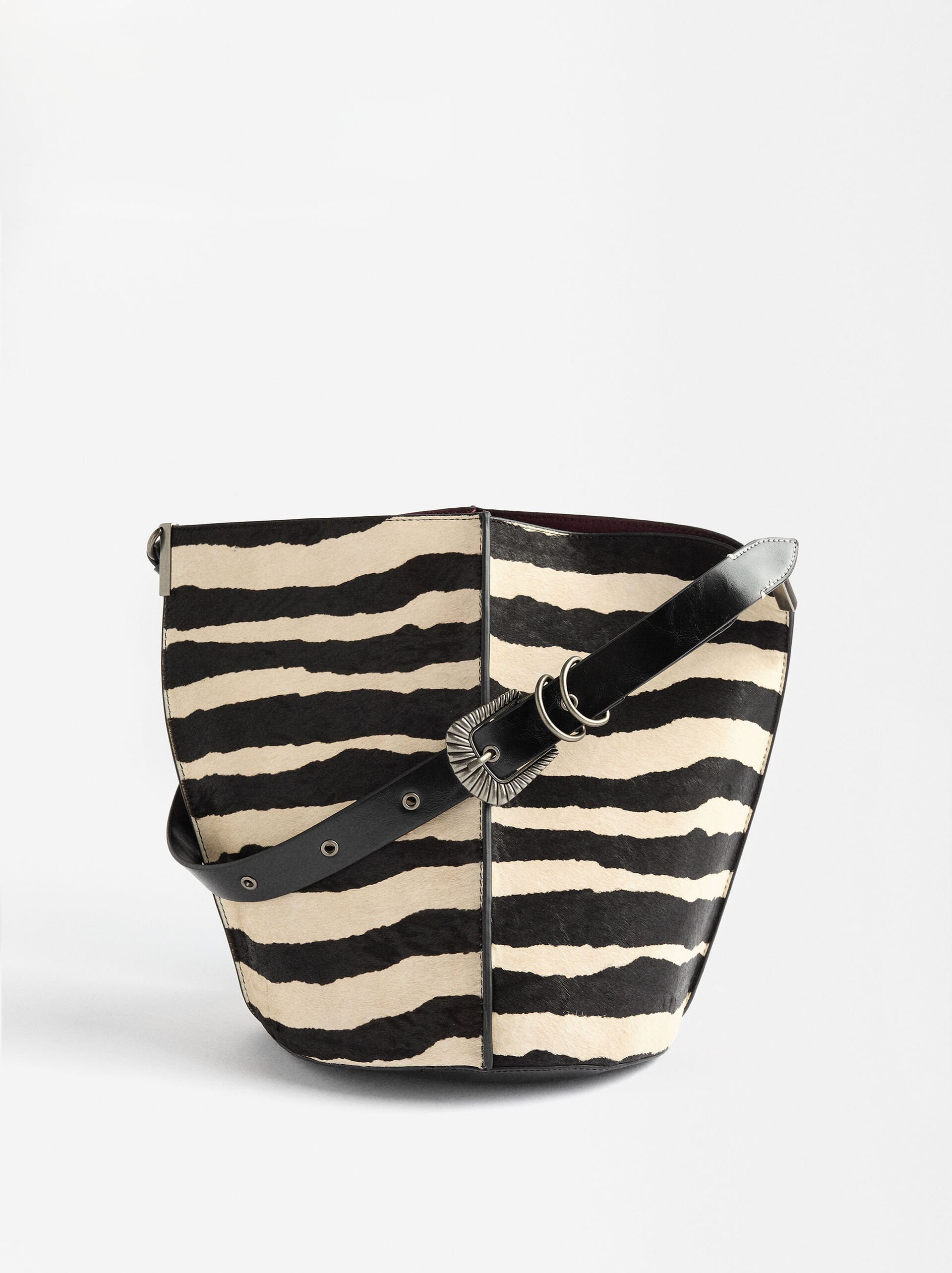 Leather shoulder bag image number 0.0