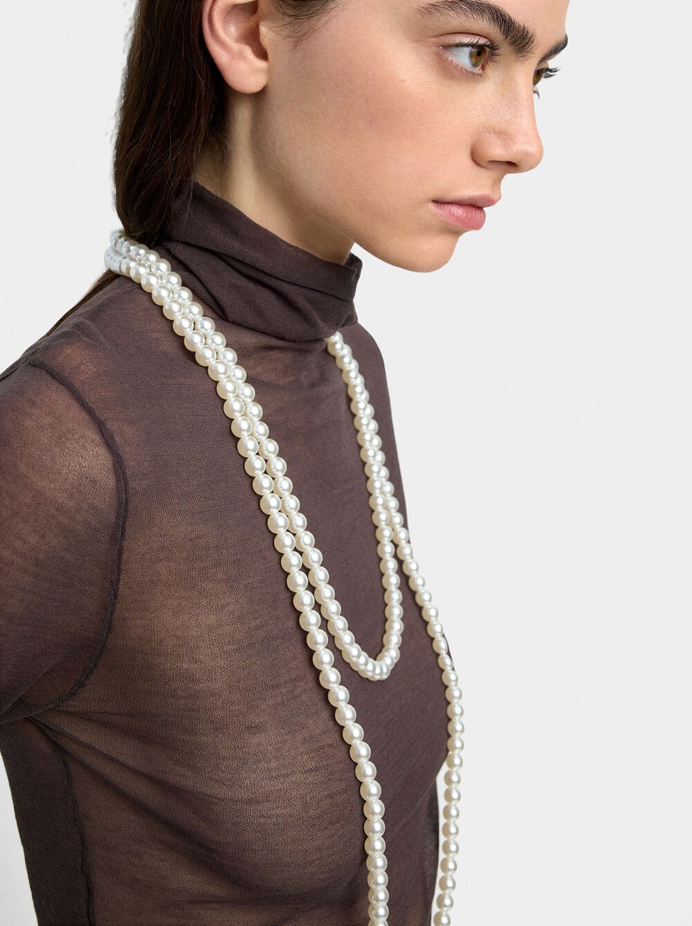 Collier en perles à deux tours