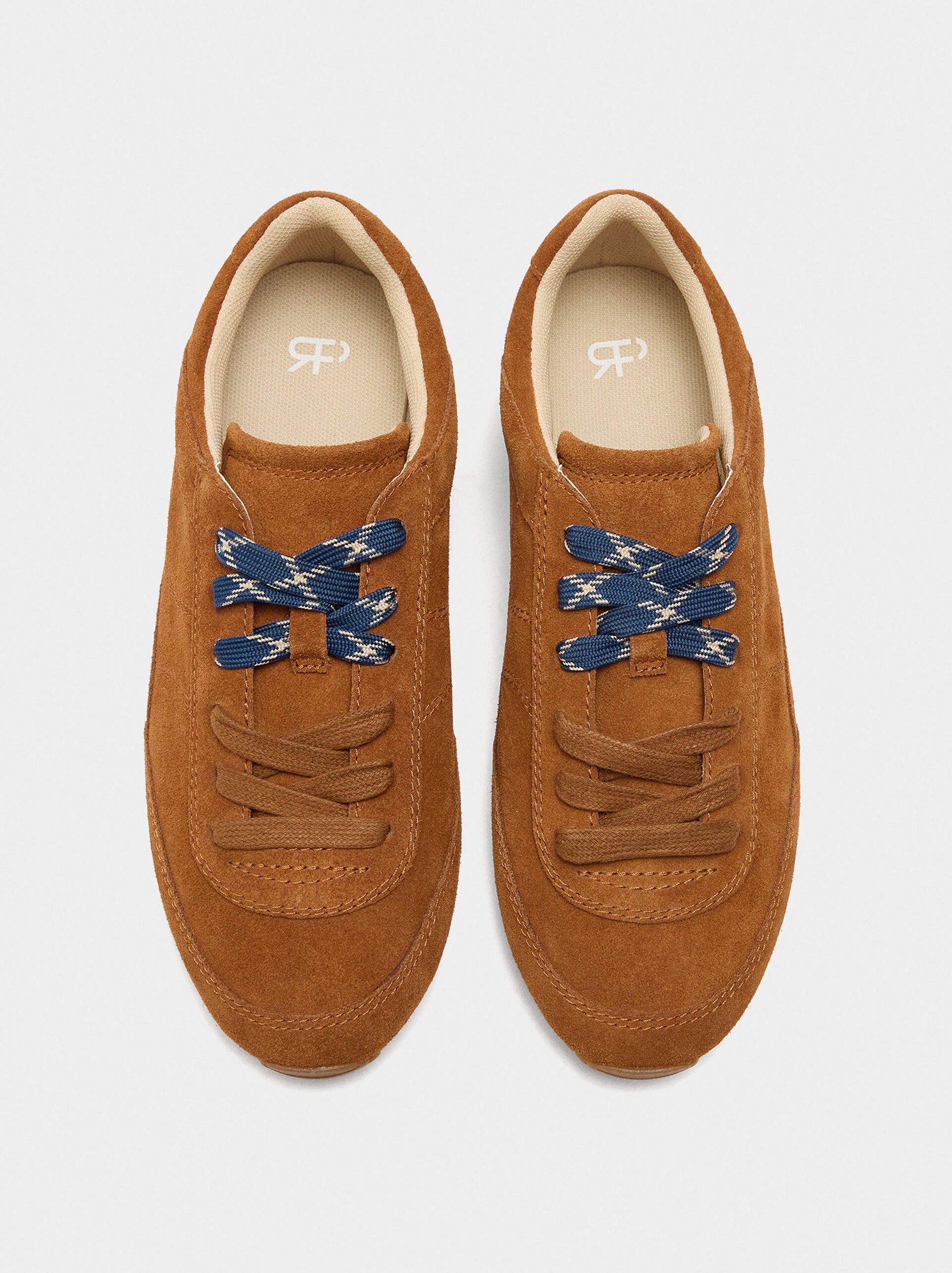 Sneakers with monochromatic leather image number 0.0