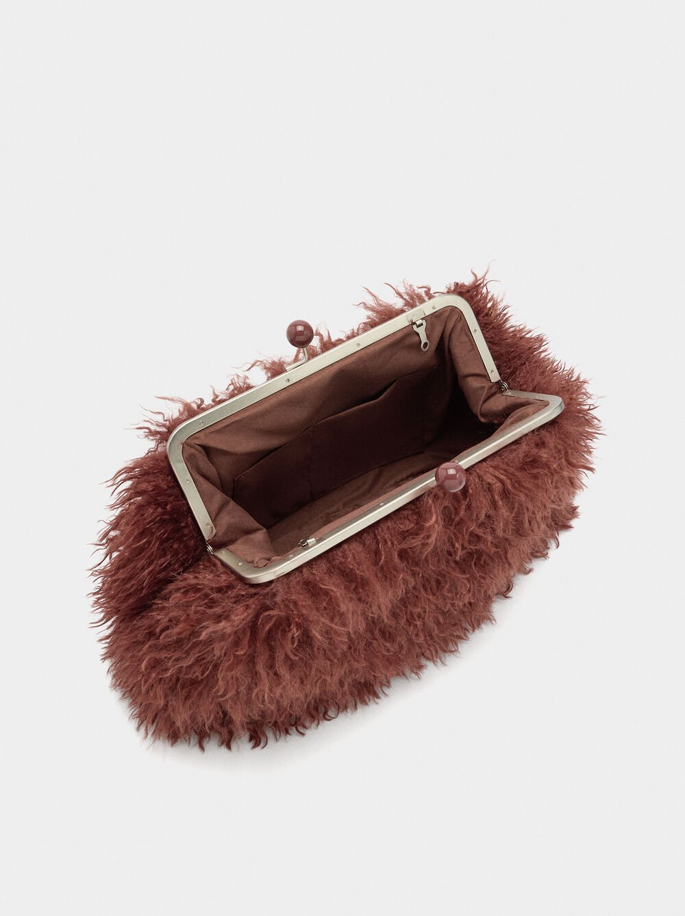 Handbag with fur effect
