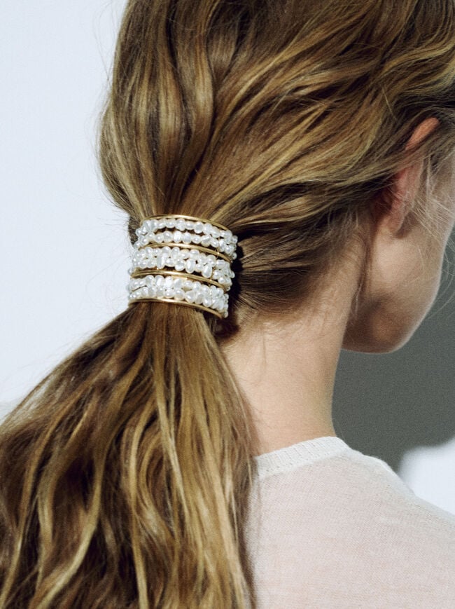 Scrunchie With Pearls image number 0.0