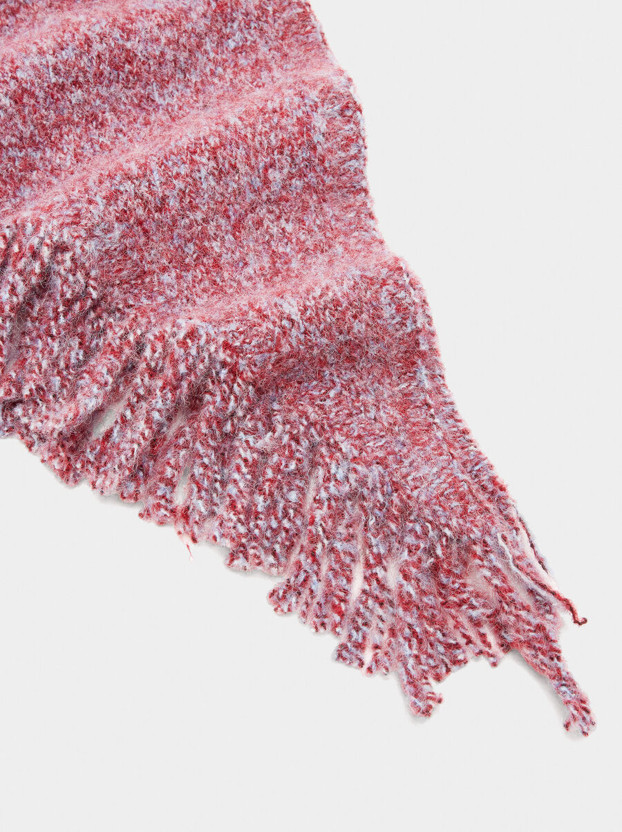 Shawl with fringes
