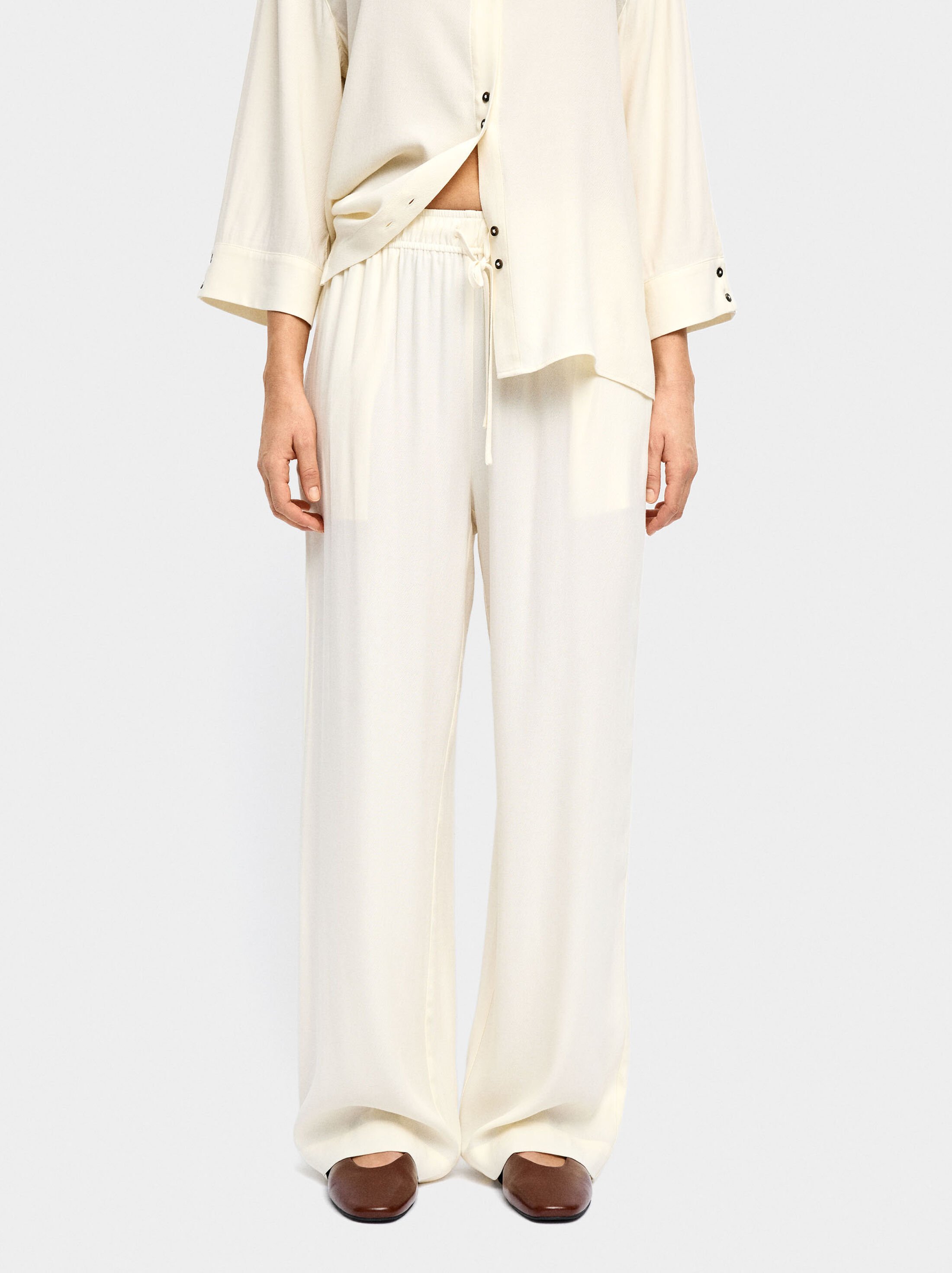 Trousers of lyocell with elastic waist image number 1.0