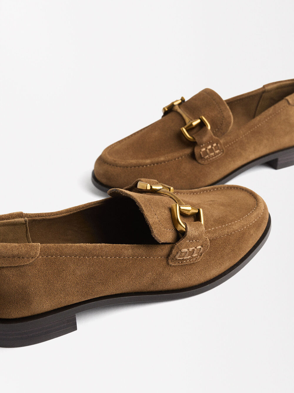 Leather loafers with buckle