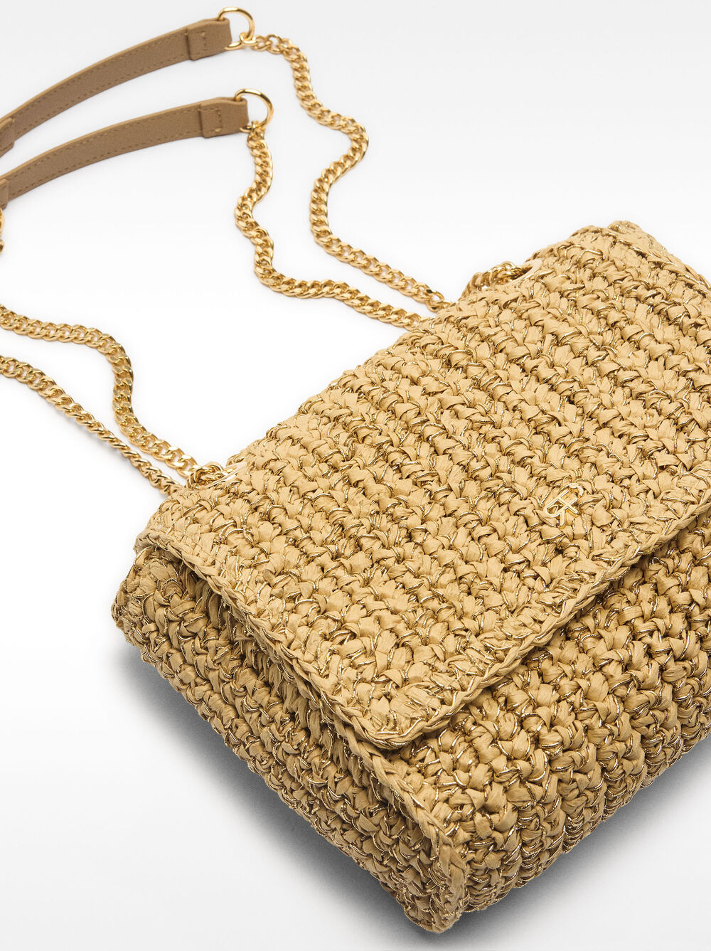 Straw-effect shoulder bag 