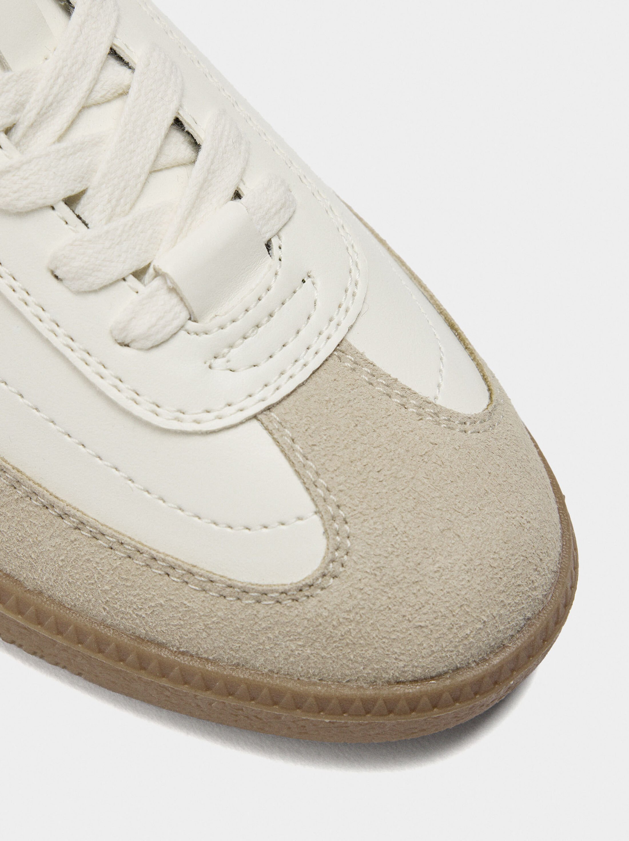 Contrast sneakers image number 5.0