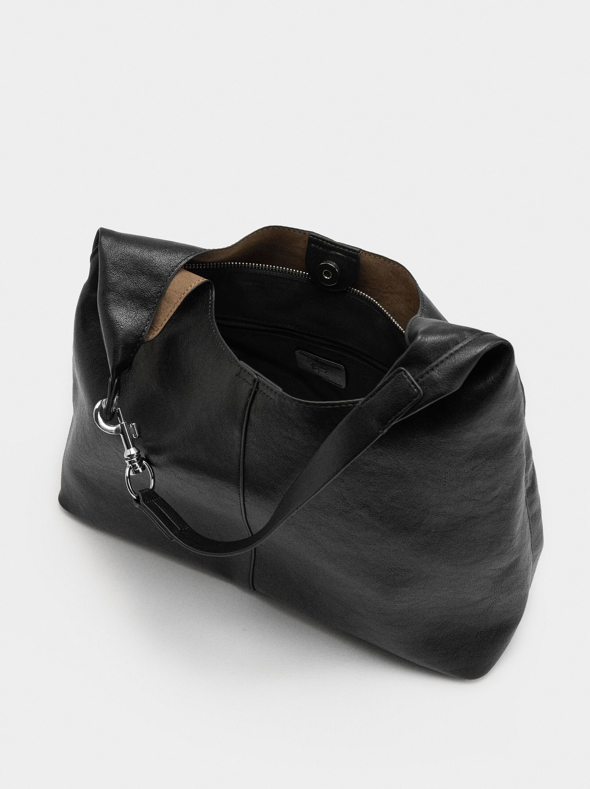 Schultertasche mit Karabiner image number 3.0