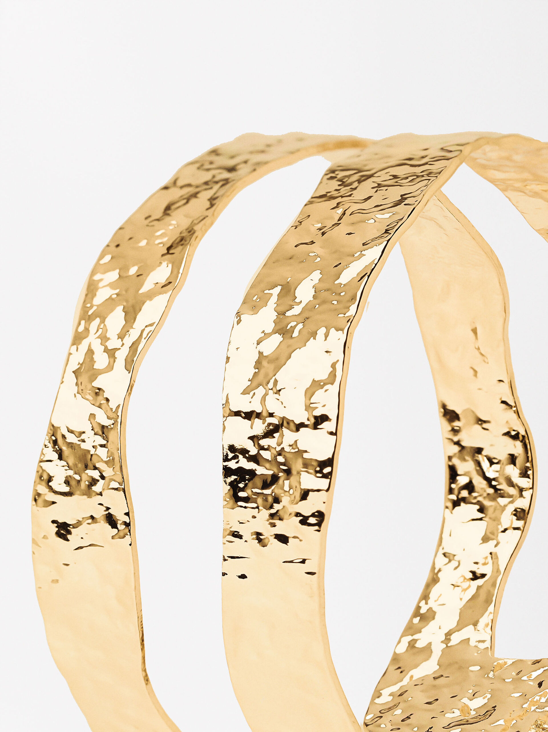 Textured Gold Bracelet image number 1.0