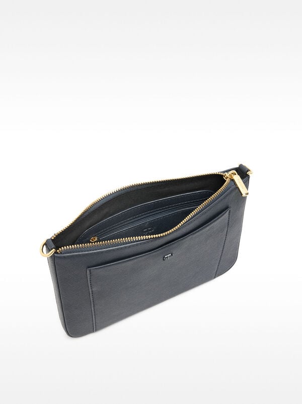 Shoulder bag with exterior pocket