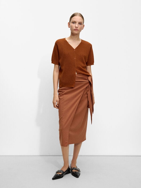Midi skirt with knot