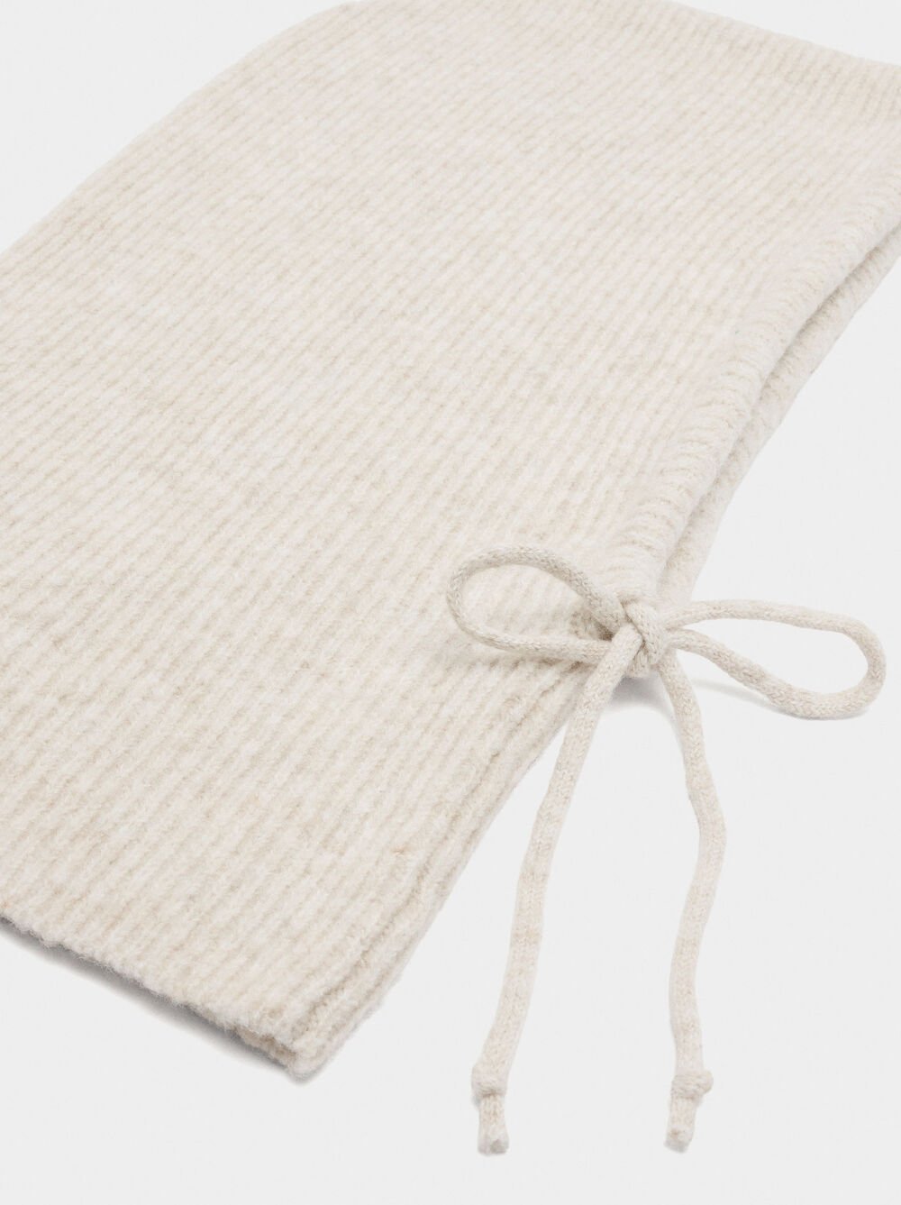 Knit balaclava with straps