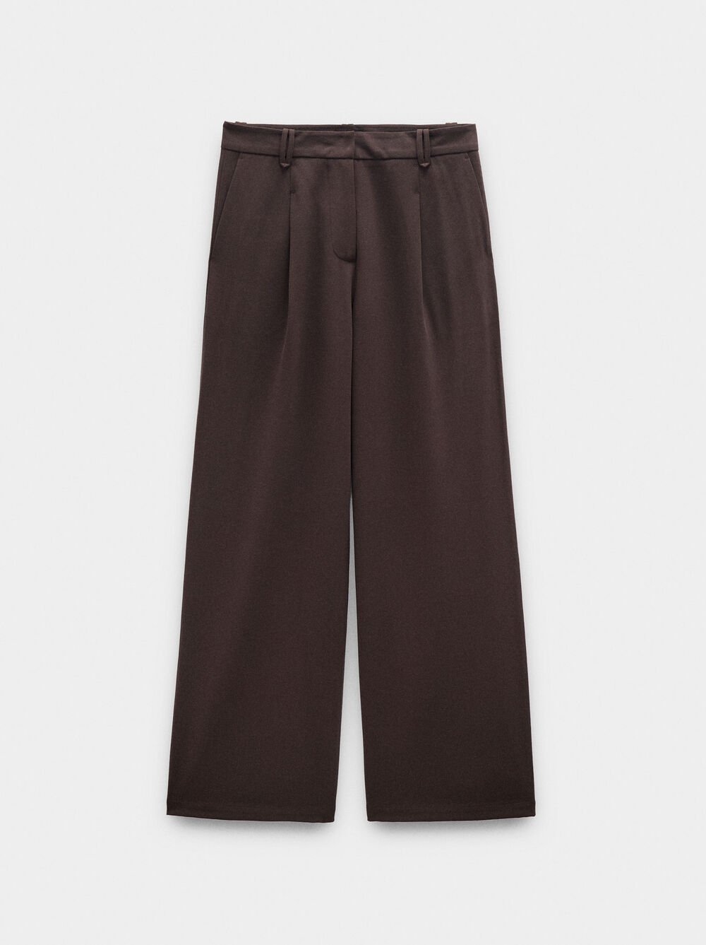 Fluid trousers with pleats