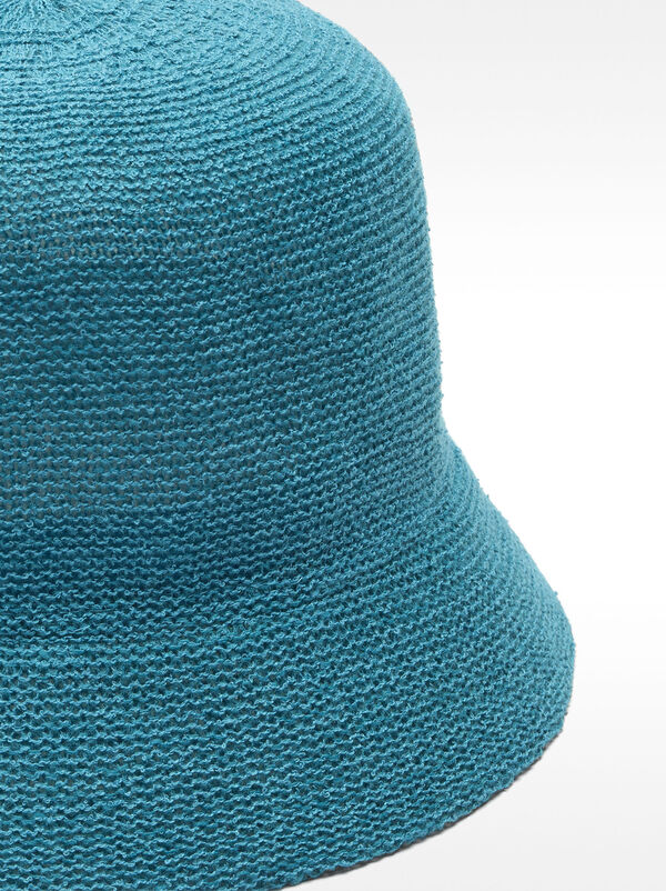 Knitted bucket hat