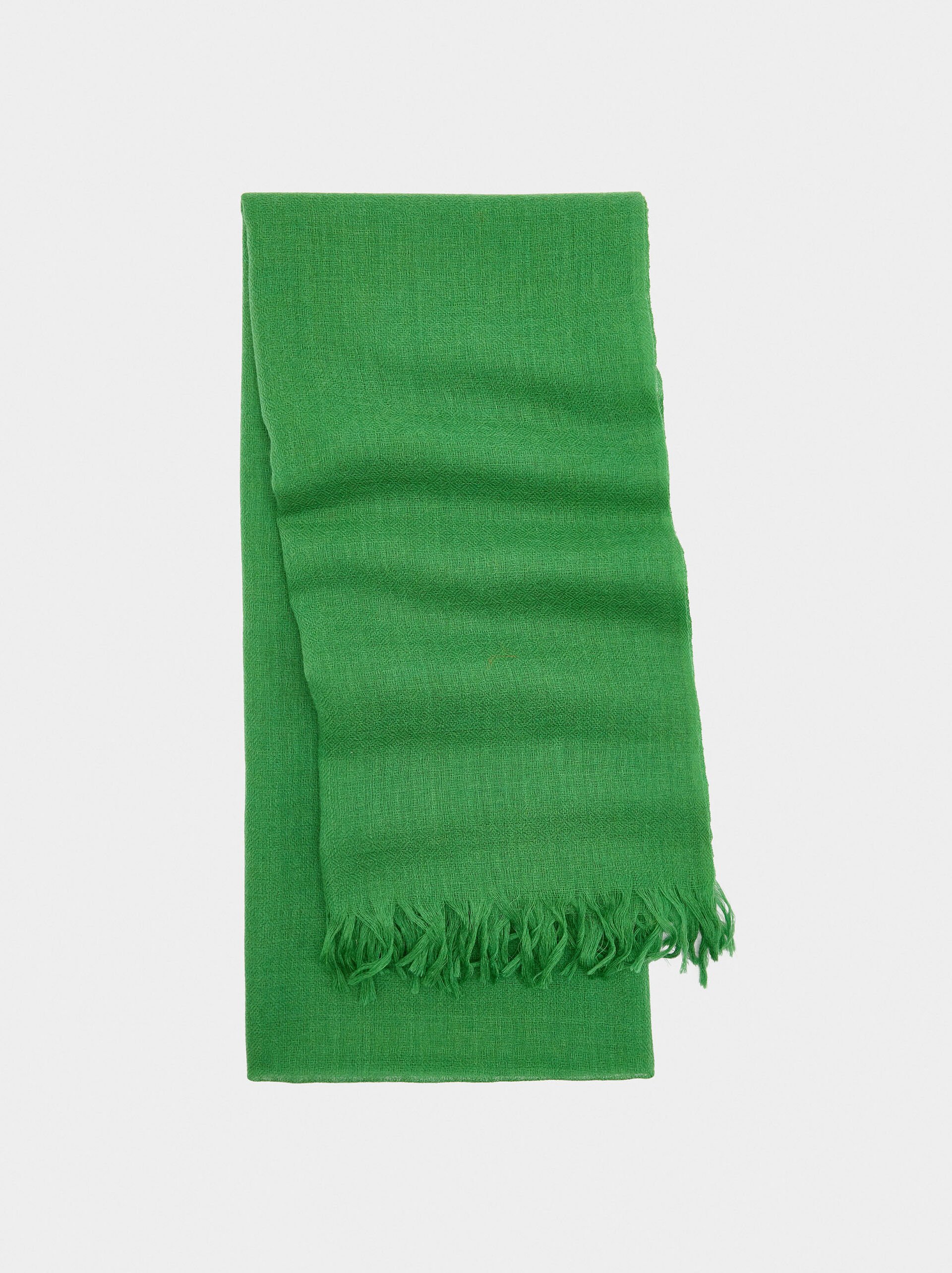 Wool pashmina with fringes image number 0.0