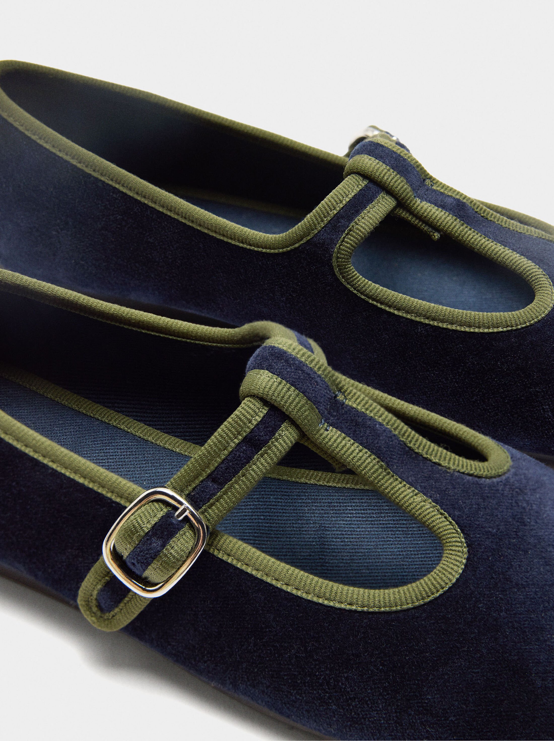 T-bar ballet flats with soft texture image number 4.0