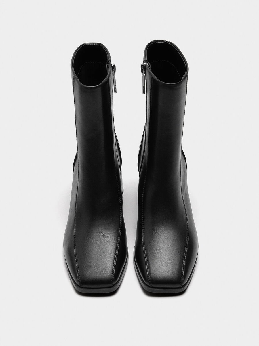 Botines de tacón ancho