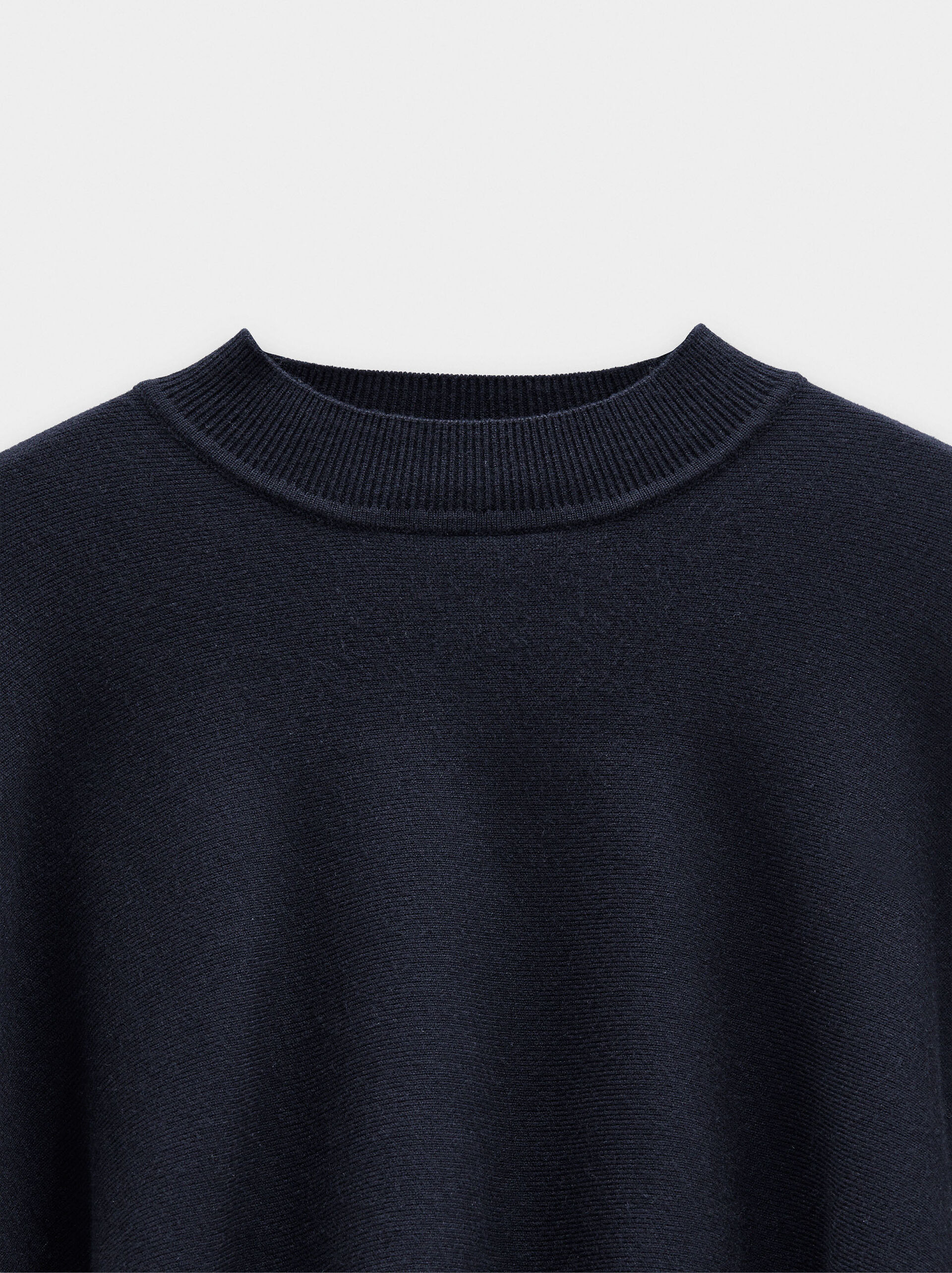 Asymmetric knit poncho image number 5.0