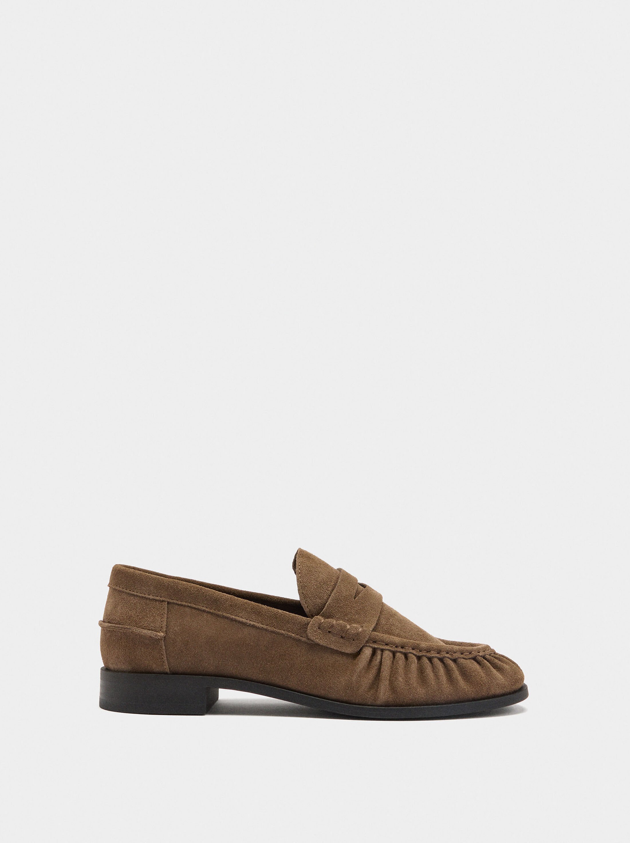 Leather moccasins with stitching image number 1.0