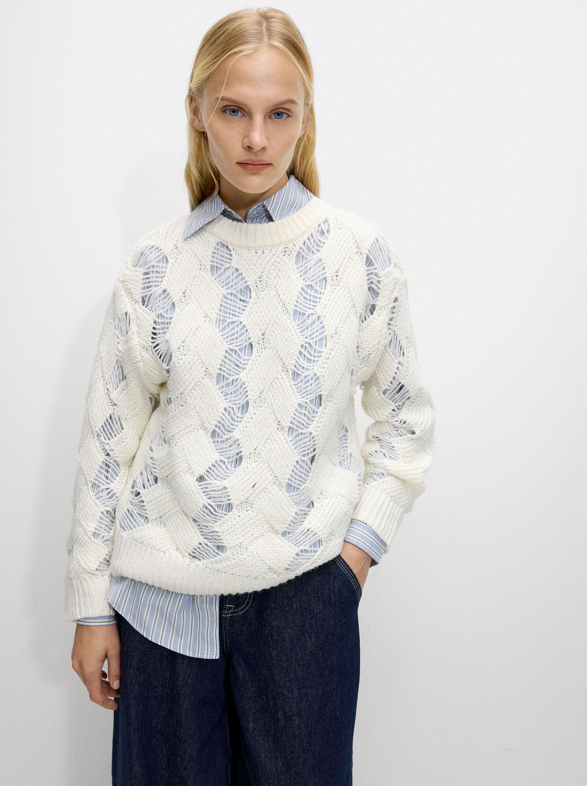 Pull en maille ajourée image number 1.0
