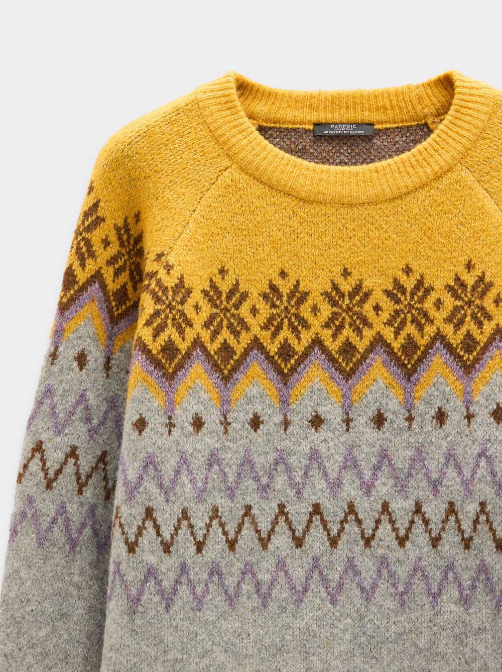 Sweater with jacquard knit