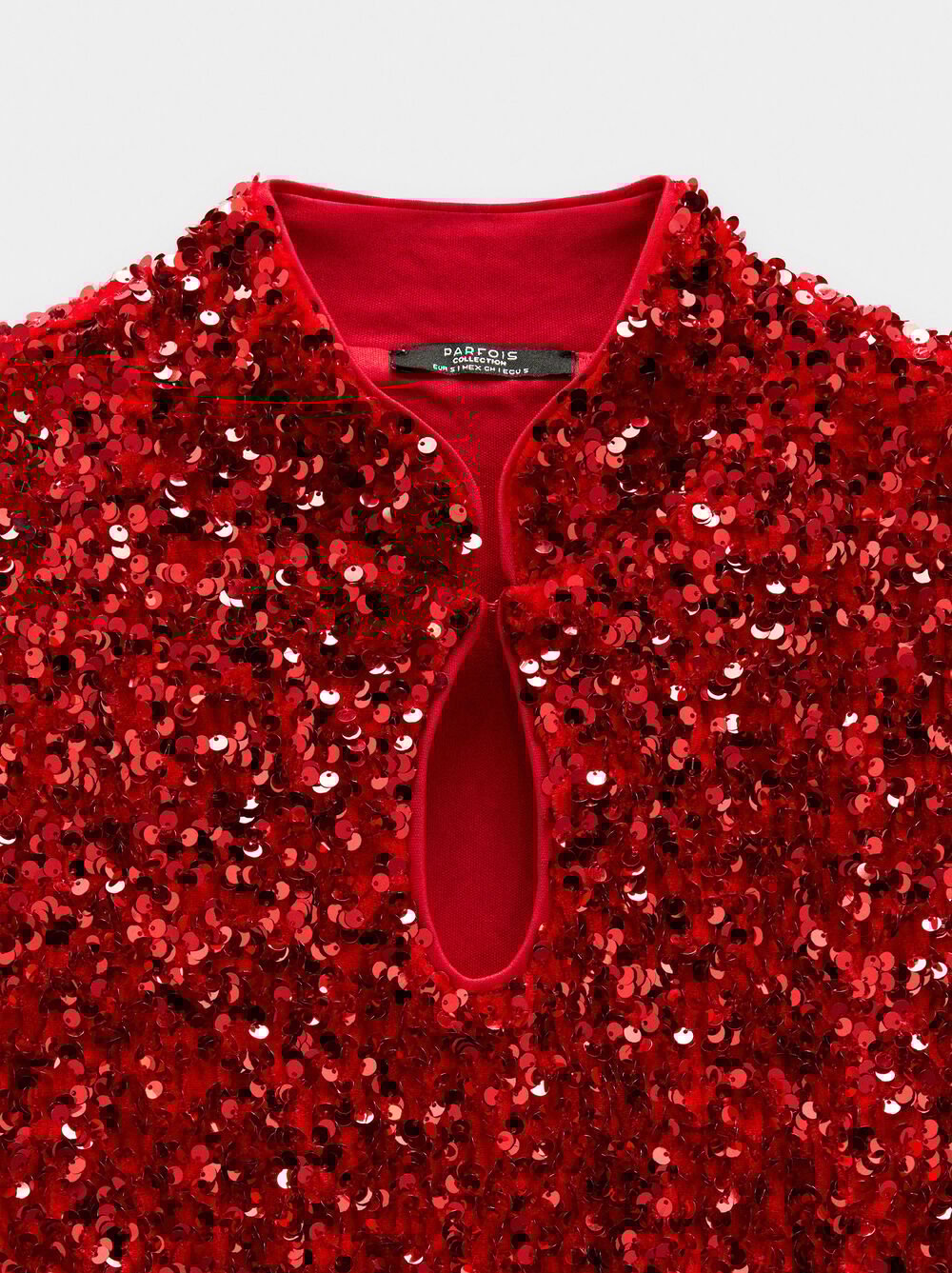 Short dress with sequins