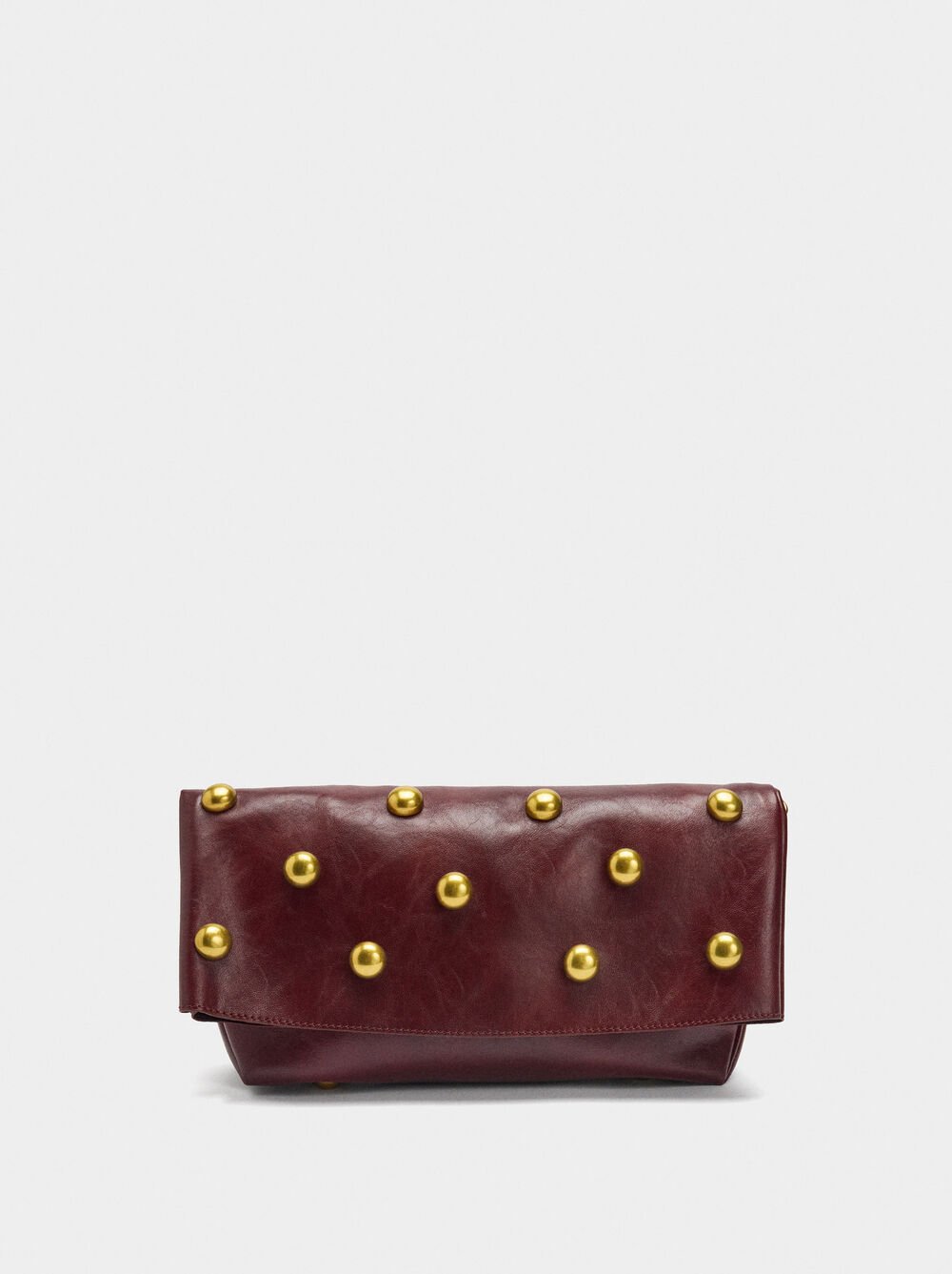 Handbag with spheres and flap