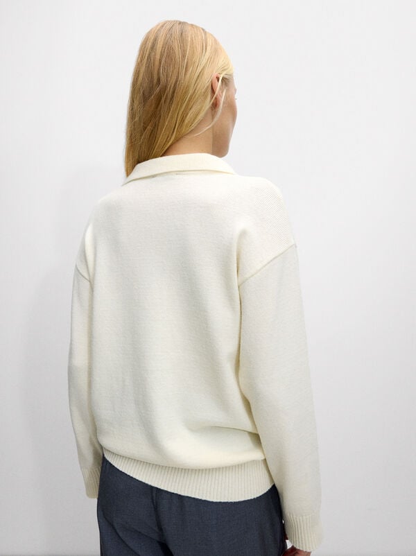 Wool sweater with a V-neck