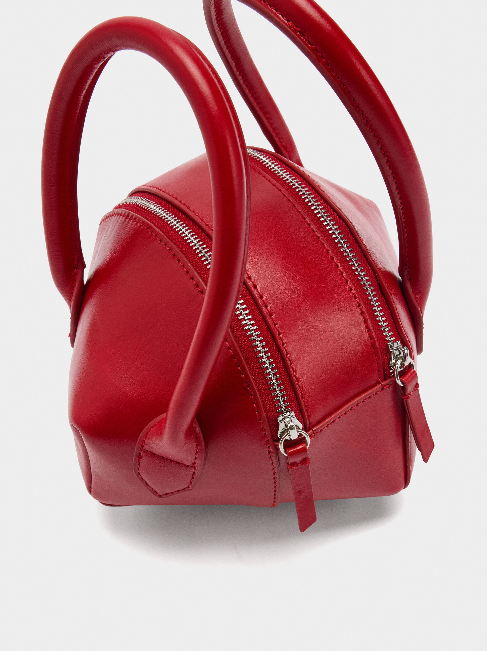 Handbag with wheels image number 2.0