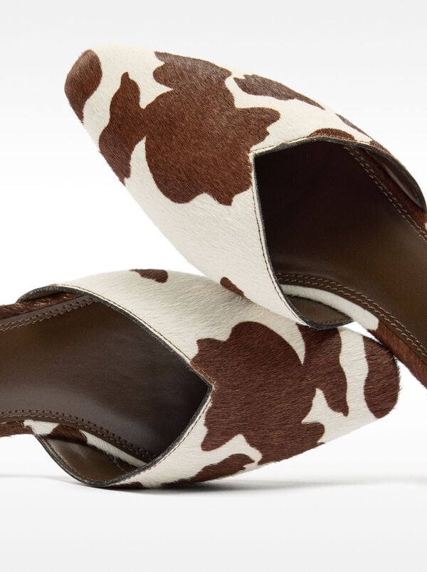 Leather ballet flats with fur