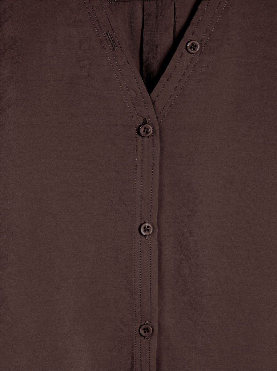 V-neck shirt