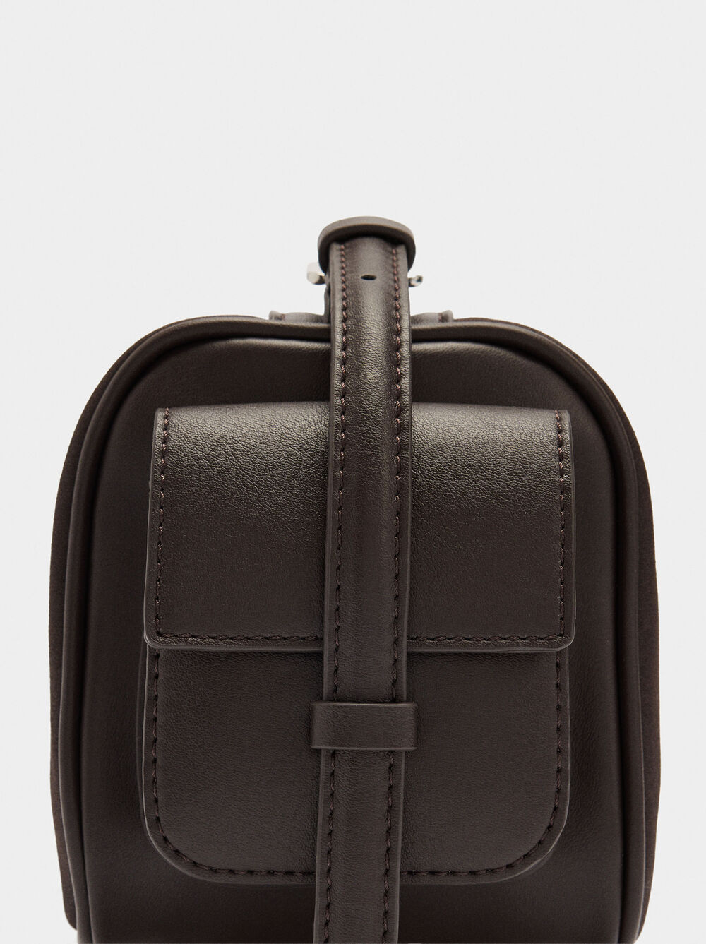 Rectangular shoulder bag