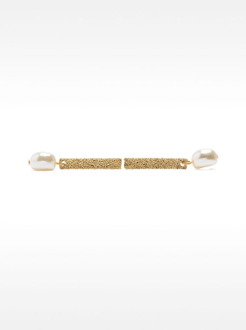 Bar earrings with pearls
