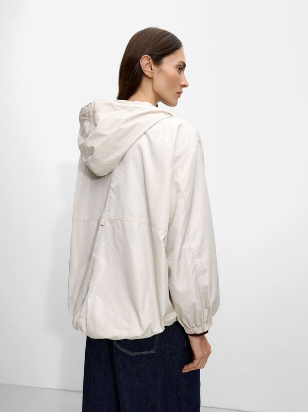 Light parka with hood
