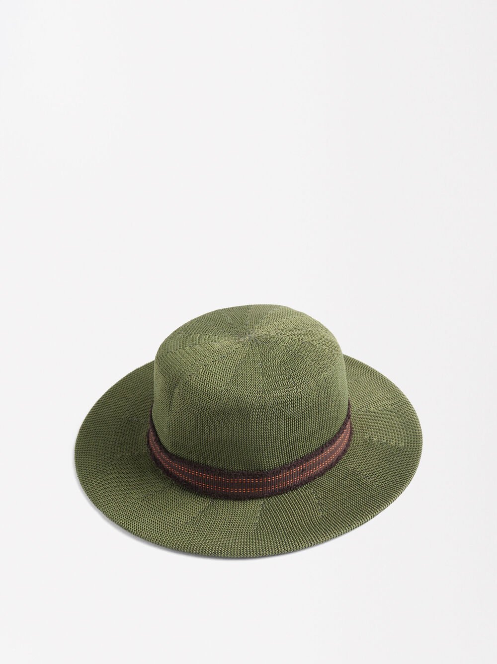 Knit hat with ribbon detail