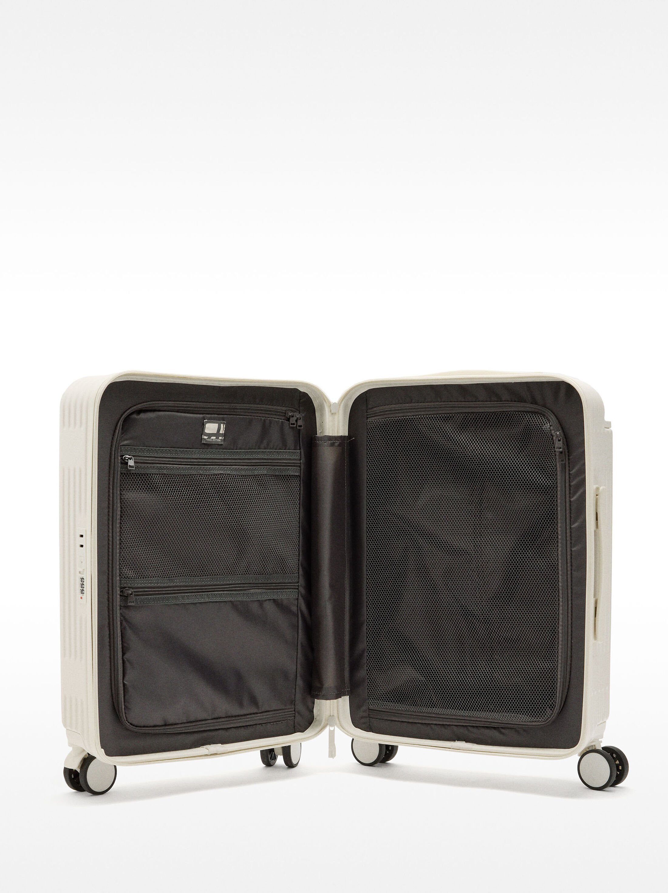 Travel suitcase with texture image number 7.0