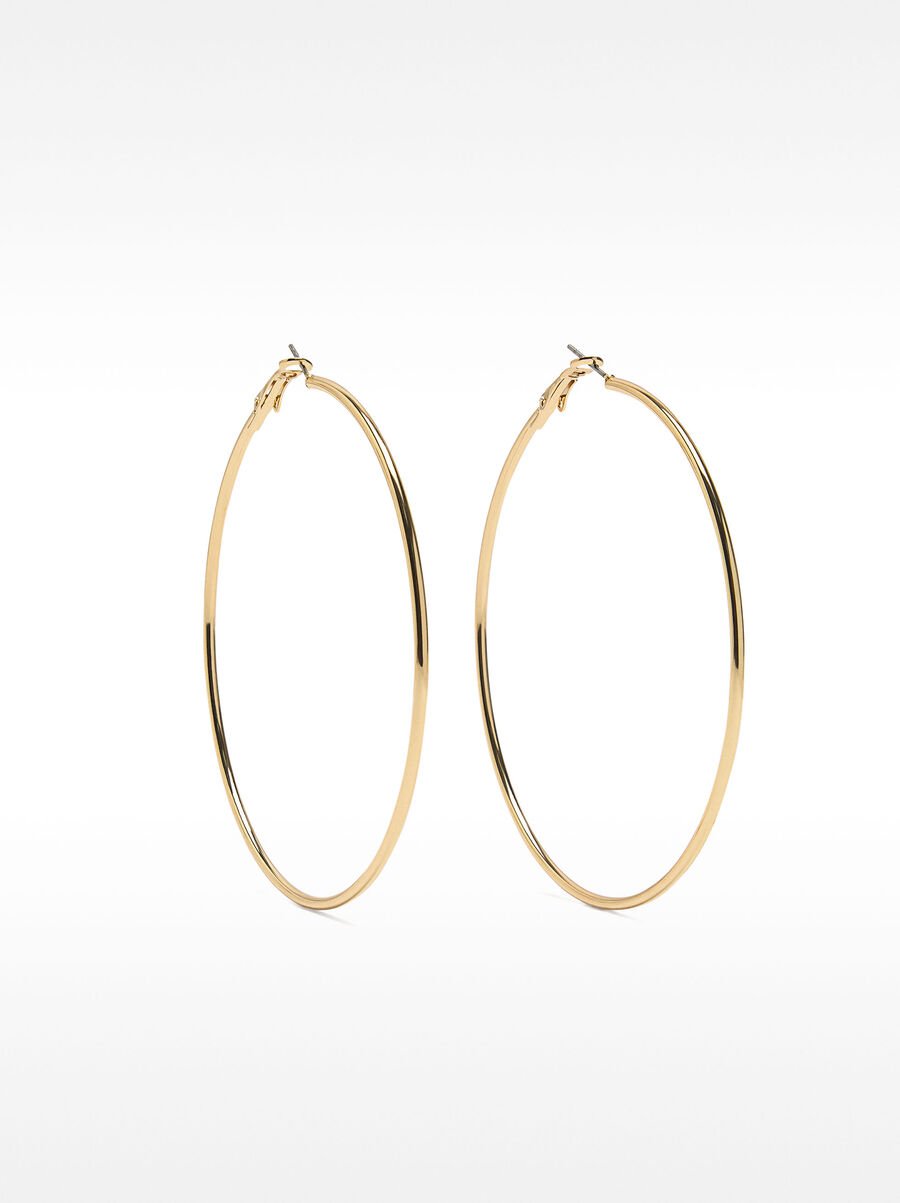 Basic large hoop earrings