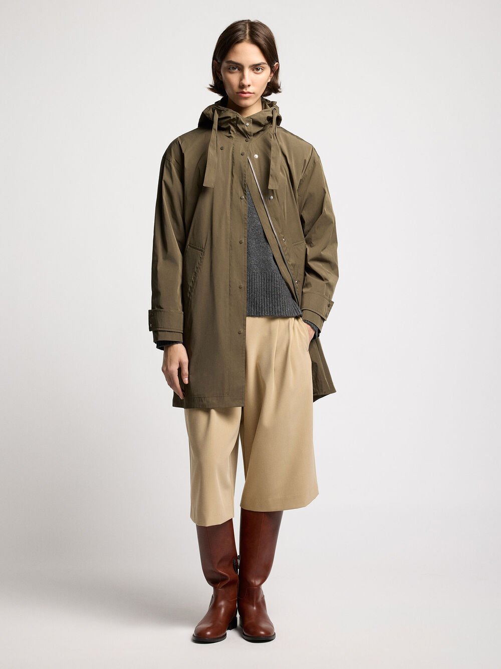 Light parka with hood