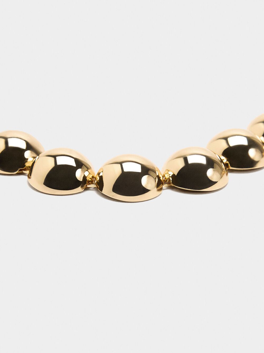 Bracelet with spheres