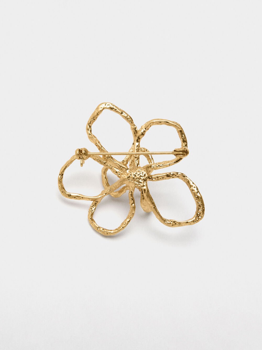 Flower brooch