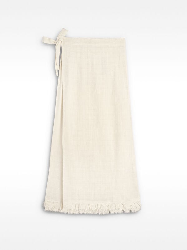 Long skirt with linen blend