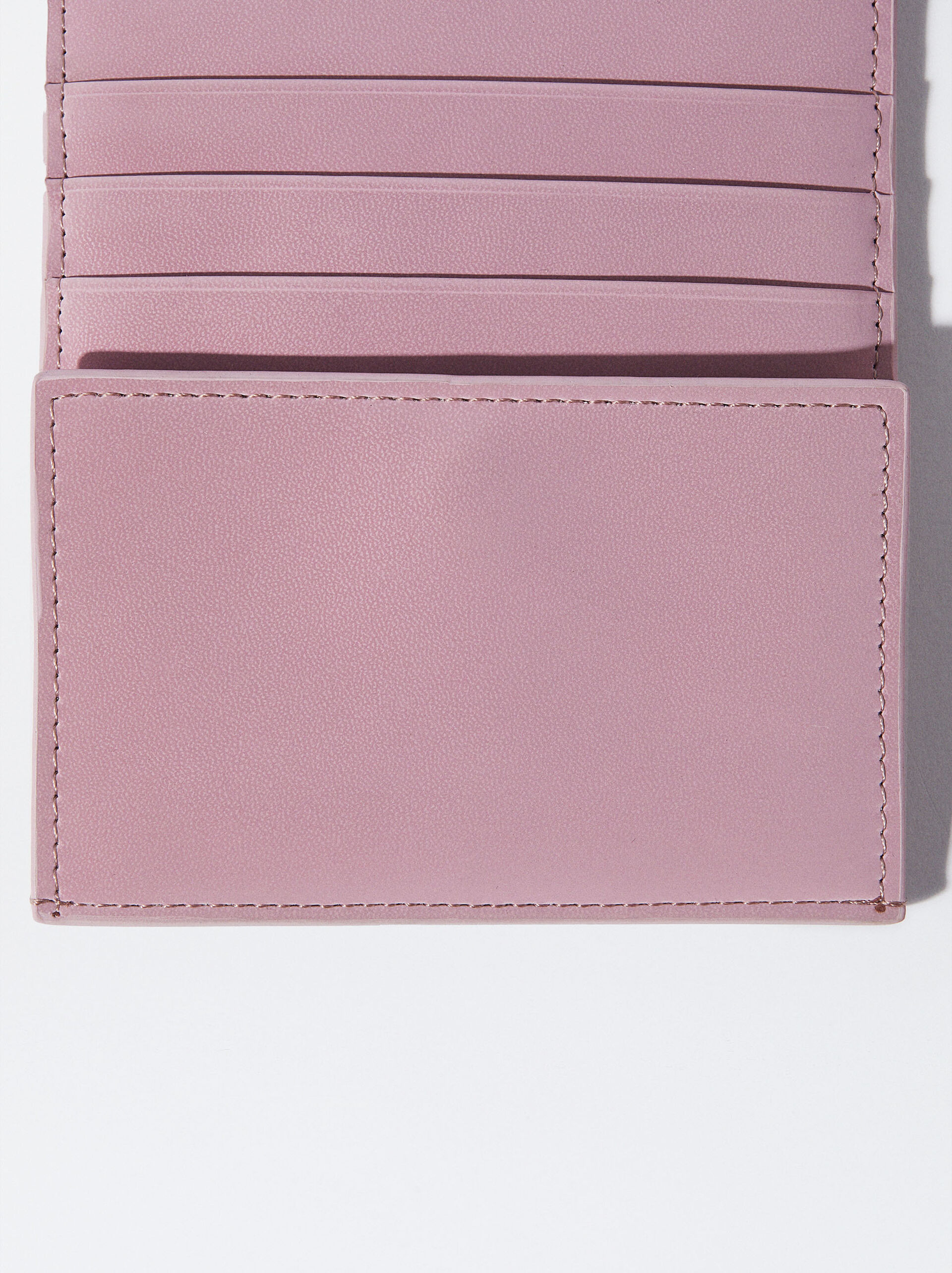 Online Exclusive - Personalized Passport Case image number 4.0
