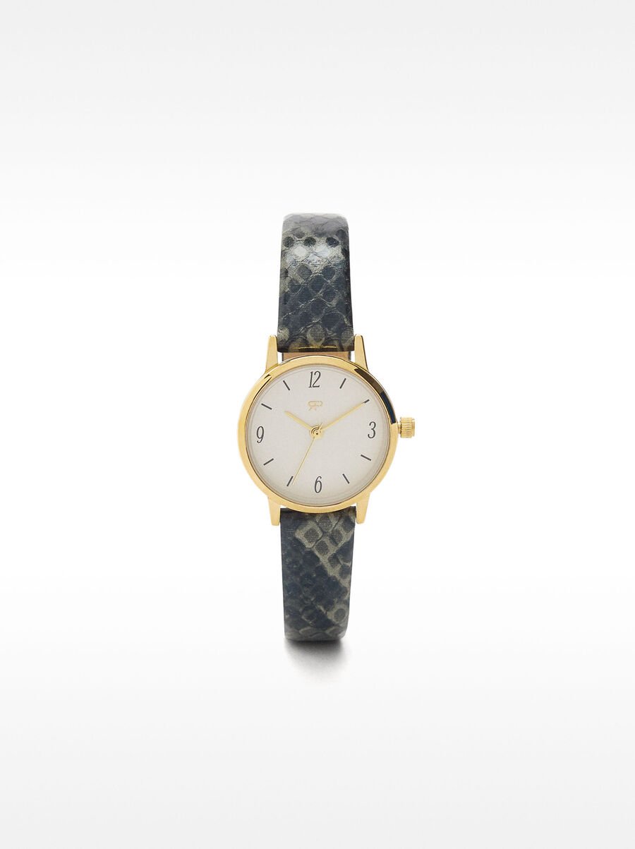 Oval watch with textured strap