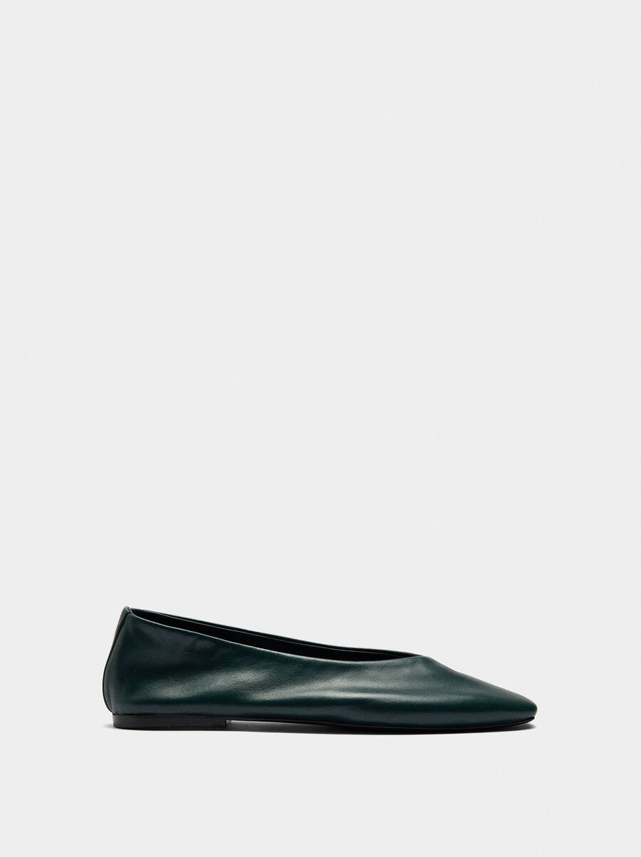 Plain leather ballet flats